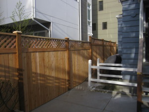 Cedar Fence with Lattice Top