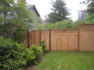 Cedar Lattice Top With Dome Top Gate